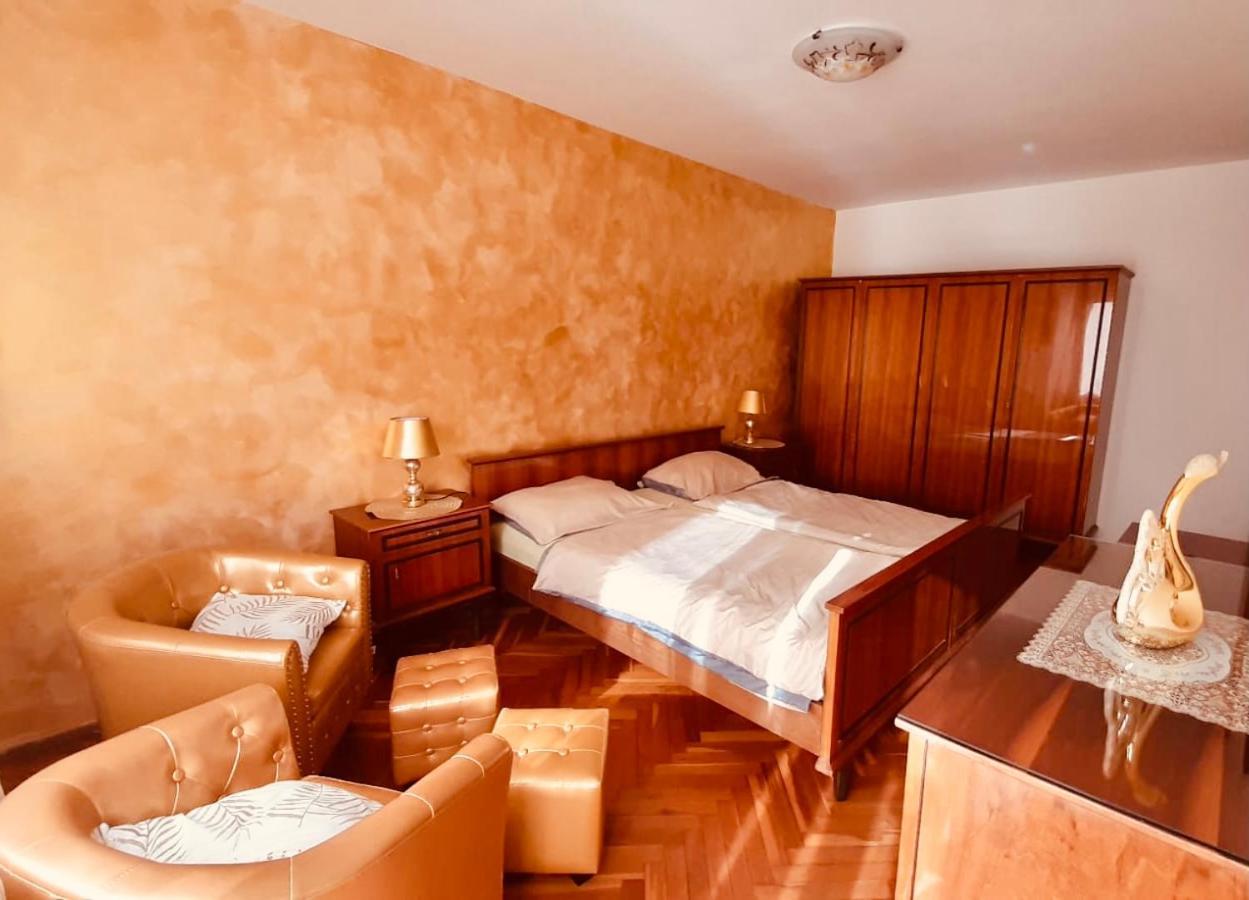 Bovec Holiday House ภายนอก รูปภาพ