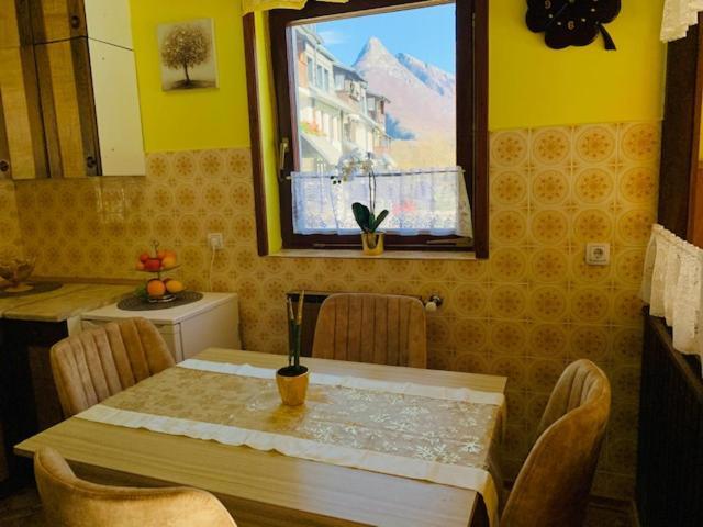 Bovec Holiday House ภายนอก รูปภาพ