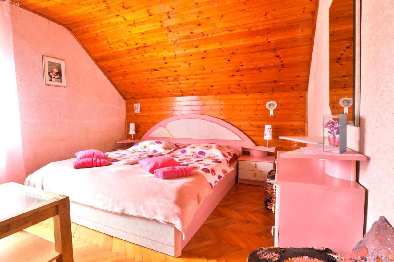 Bovec Holiday House ภายนอก รูปภาพ